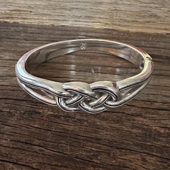 Brighton Jewelry - BRIGHTON 💚 “Interlok” Hinged Bangle Bracelet- NWOT  MSRP $72